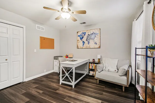 $529,000 | 710 Brandonbury Drive, Valparaiso, IN 46383