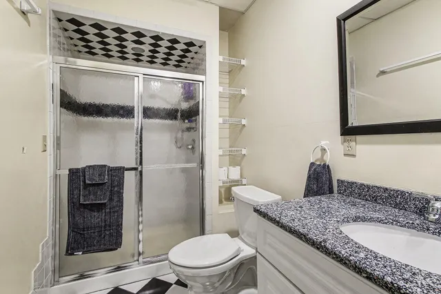 $529,000 | 710 Brandonbury Drive, Valparaiso, IN 46383