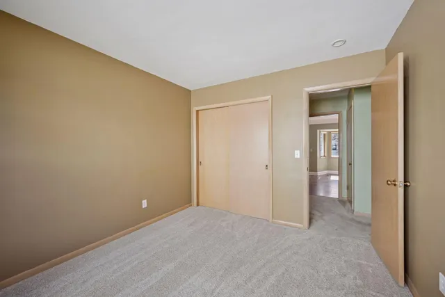 $279,900 | 612 South 11th Street, Olivia, MN 56277