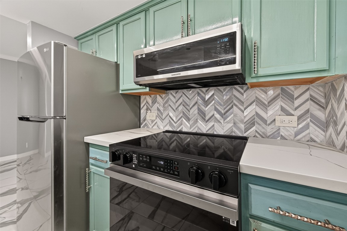 3525 Sage Road, Unit 1305 Houston, TX 77056 - Photo 10 of 30