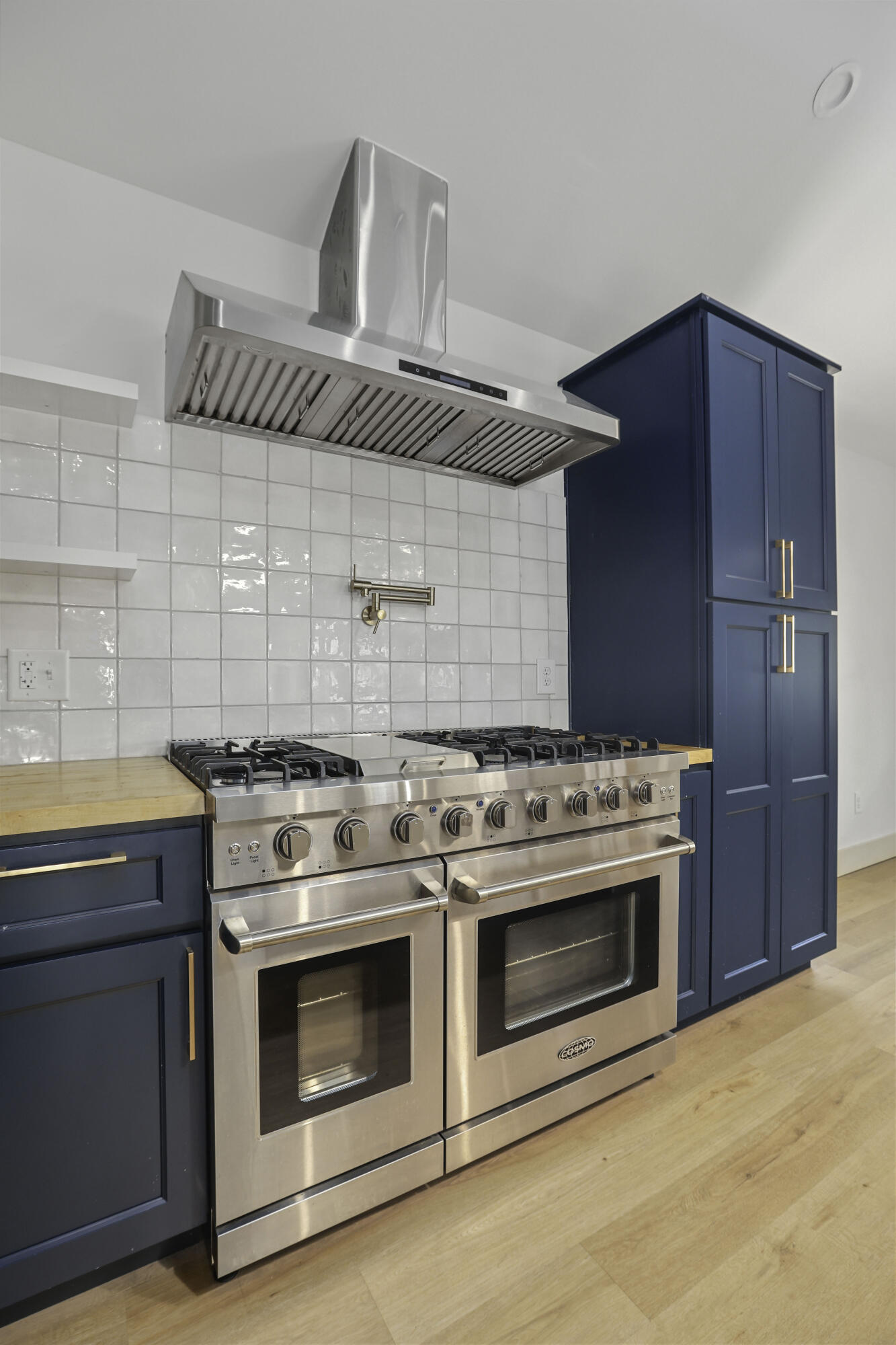 127 Simons Street Charleston, SC 29403 - Photo 16 of 41 Interior