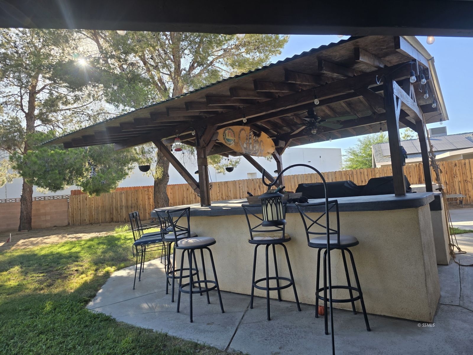 201 East Benson Avenue Ridgecrest, CA 93555 - Photo 27 of 35 a view of a chairs and table in patio