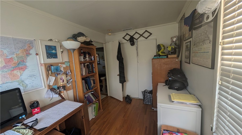 3762 Mohawk Street Pasadena, CA 91107 - Photo 8 of 20 a view of a room with gym equipment