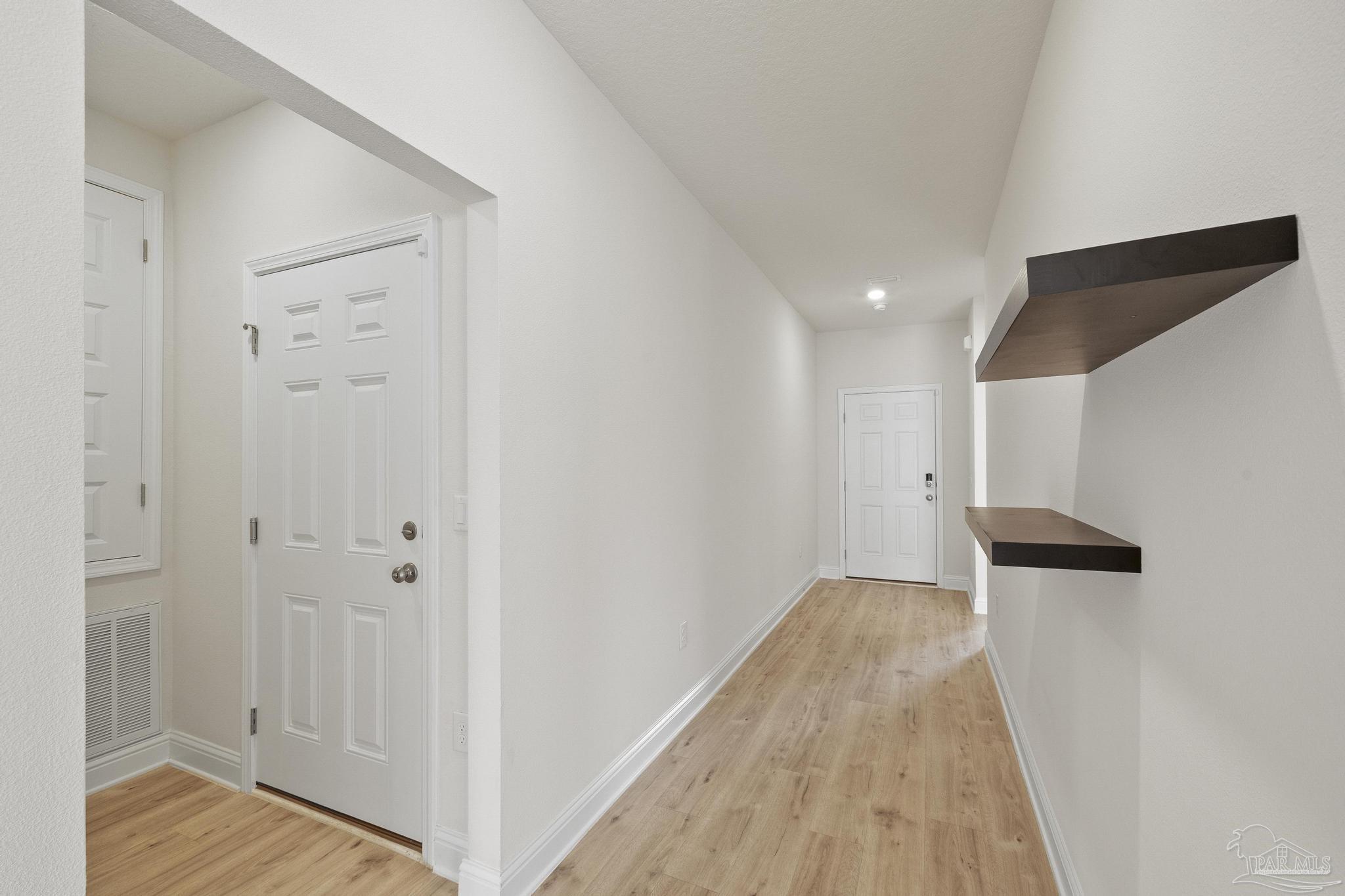 7769 Burnside Loop Pensacola, FL 32526 - Photo 4 of 43