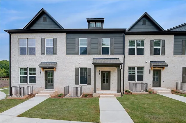 $339,993 | 303 Daybreak Lane, Newnan, GA 30265