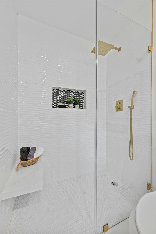 1305 Ridgehaven Drive Austin, TX 78723 - Photo 24 of 40 a bathroom with a shower