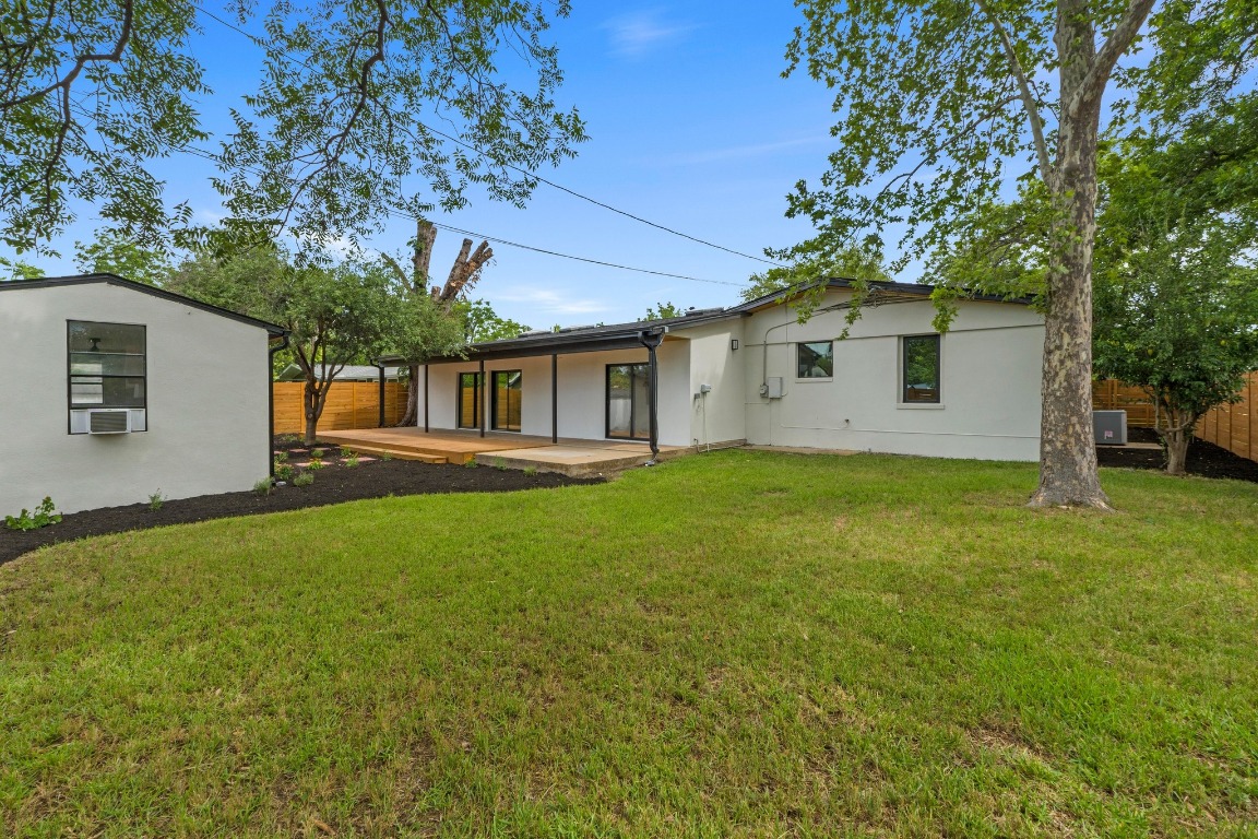 1305 Ridgehaven Drive Austin, TX 78723 - Photo 40 of 40 a front view of house with yard and trees