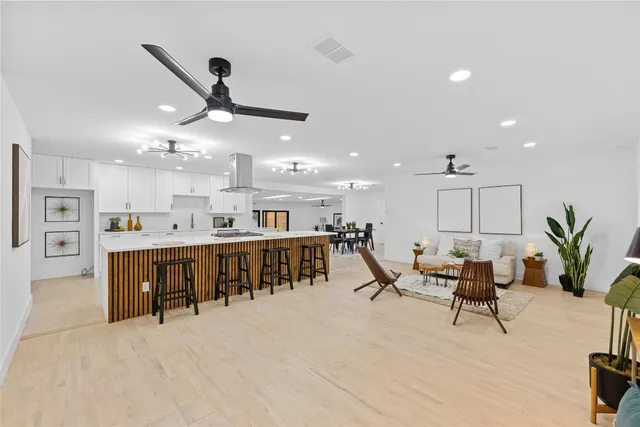 $750,000 | 1305 Ridgehaven Drive, Austin, TX 78723