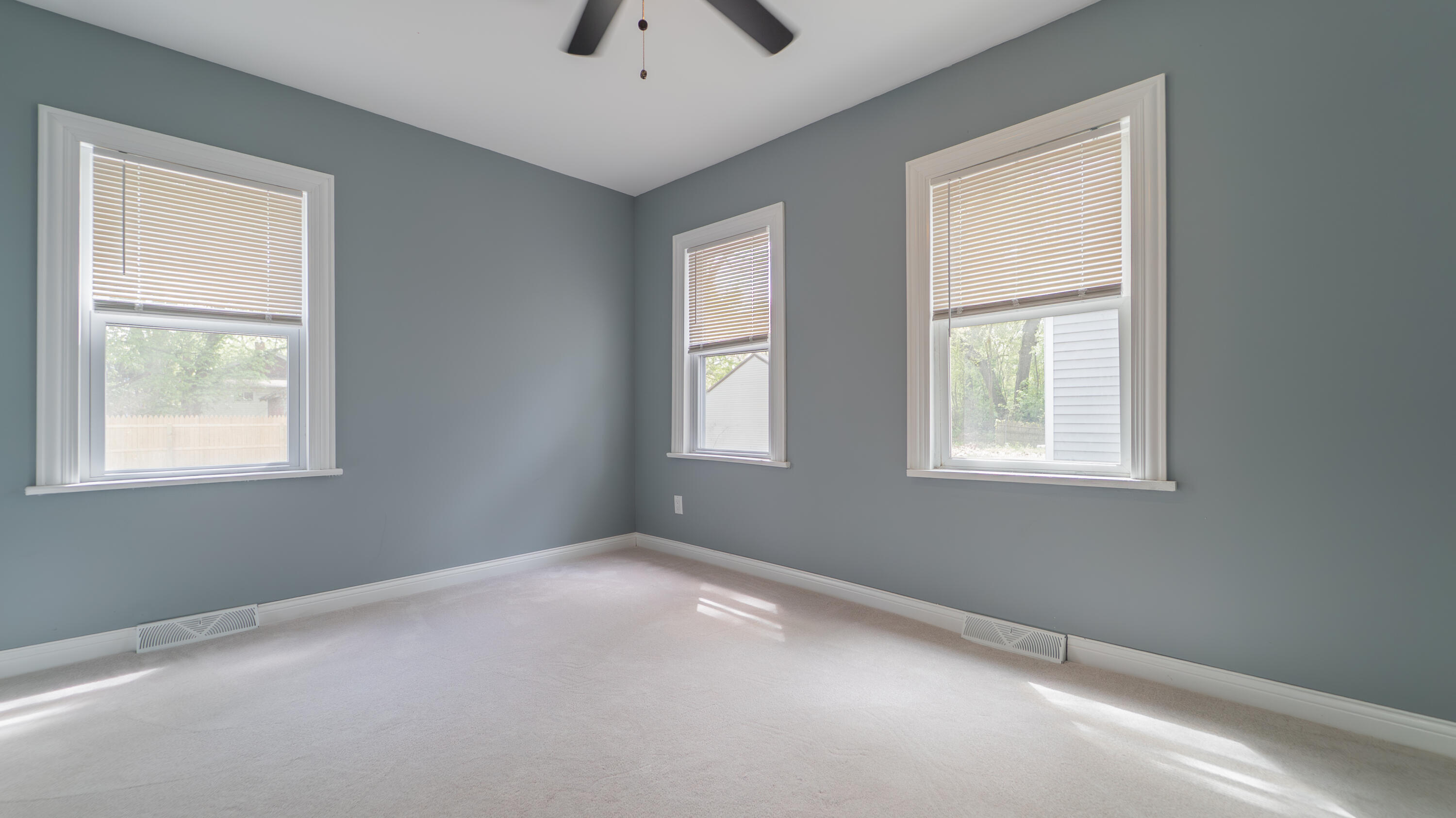 855 Fayette Street Gary, IN 46403 - Photo 15 of 25 a view of an empty room with a window