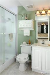 1605 Forest Springs Lane, Unit B Ballwin, MO 63021 - Photo 5 of 9