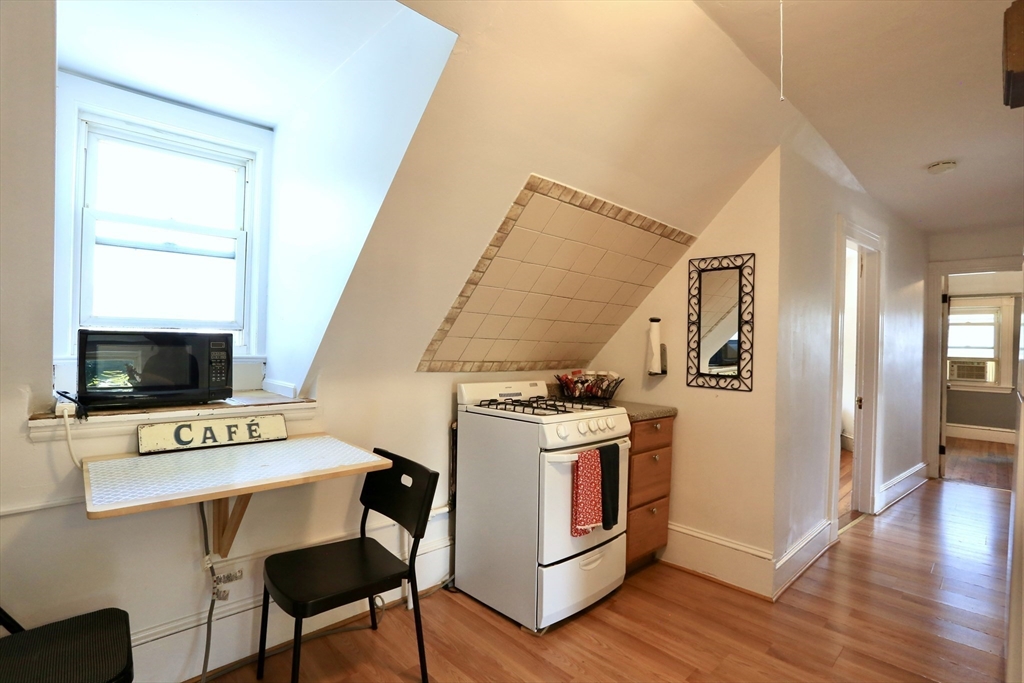 124 Forest Street Medford, MA 02155 - Photo 26 of 29