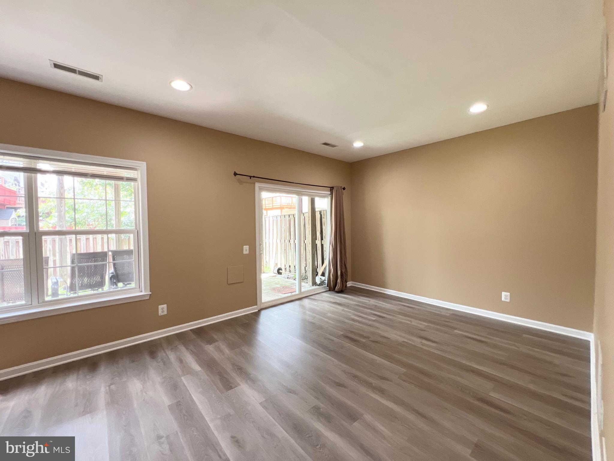 22464 Maison Carree Square Ashburn, VA 20148 - Photo 22 of 30