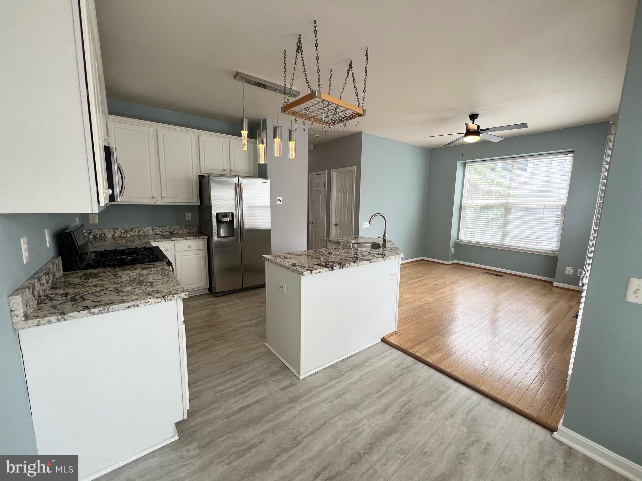 22464 Maison Carree Square Ashburn, VA 20148 - Photo 10 of 30