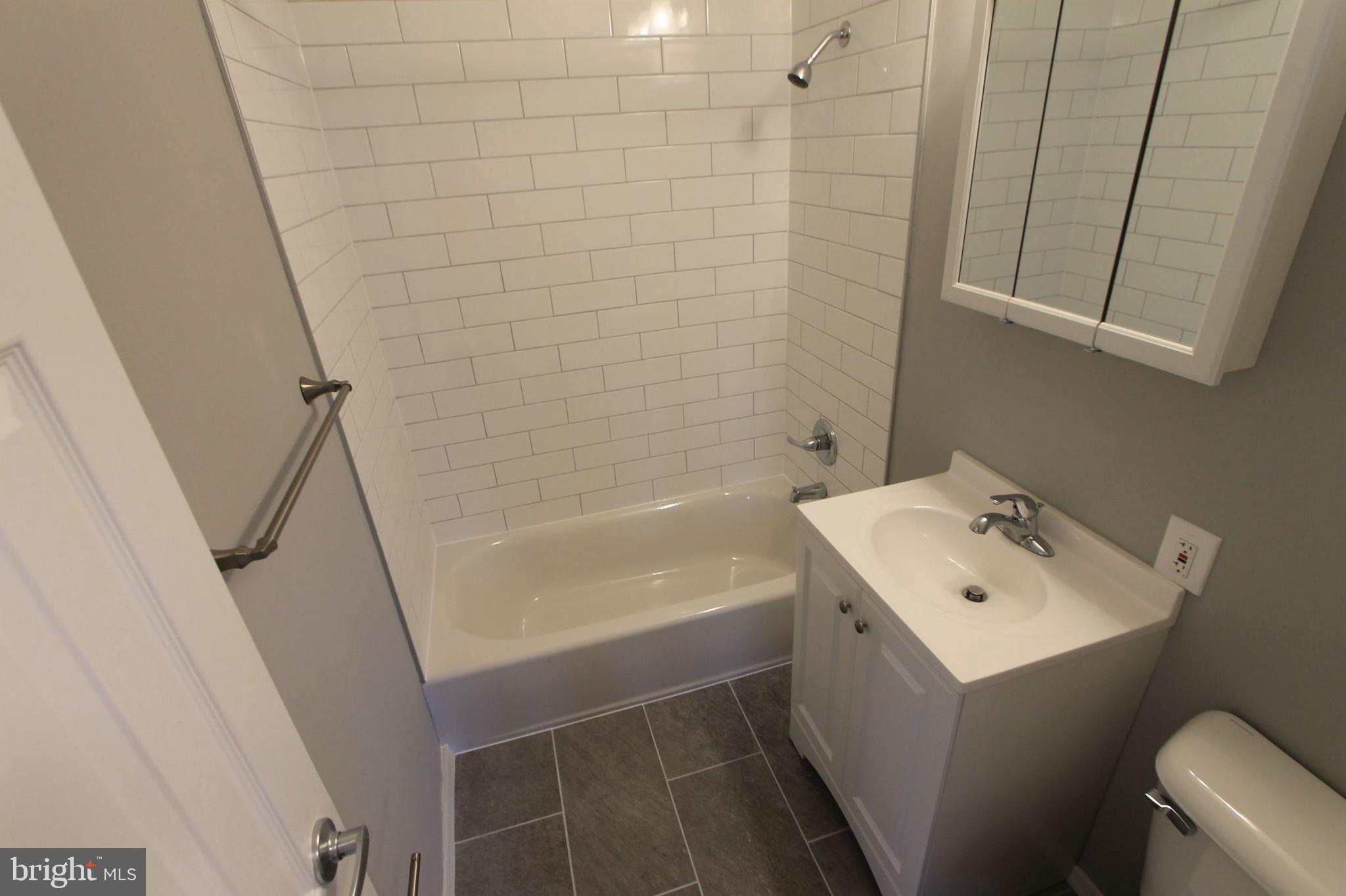 700 West Walnut Lane, Unit 209 Philadelphia, PA 19144 - Photo 7 of 23