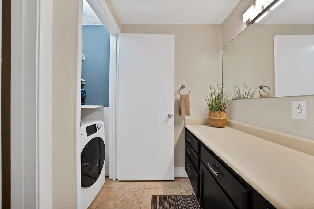 3918 North Hall Street, Unit 3 Dallas, TX 75219 - Photo 15 of 28
