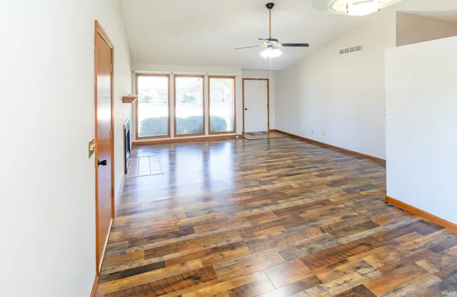 $225,000 | 6077 River Bluff Drive, Newburgh, IN 47630