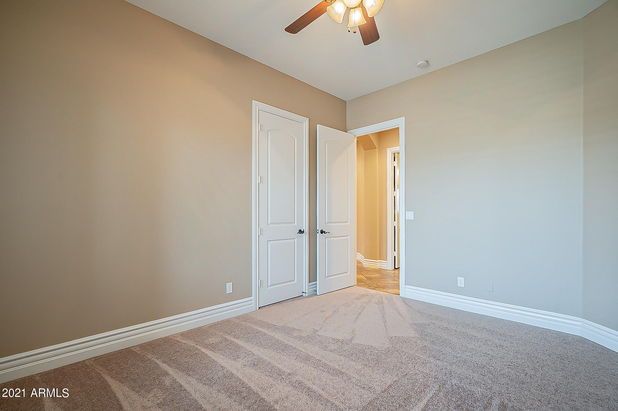 2789 East Ridgewood Lane Gilbert, AZ 85298 - Photo 38 of 60 a view of an empty room