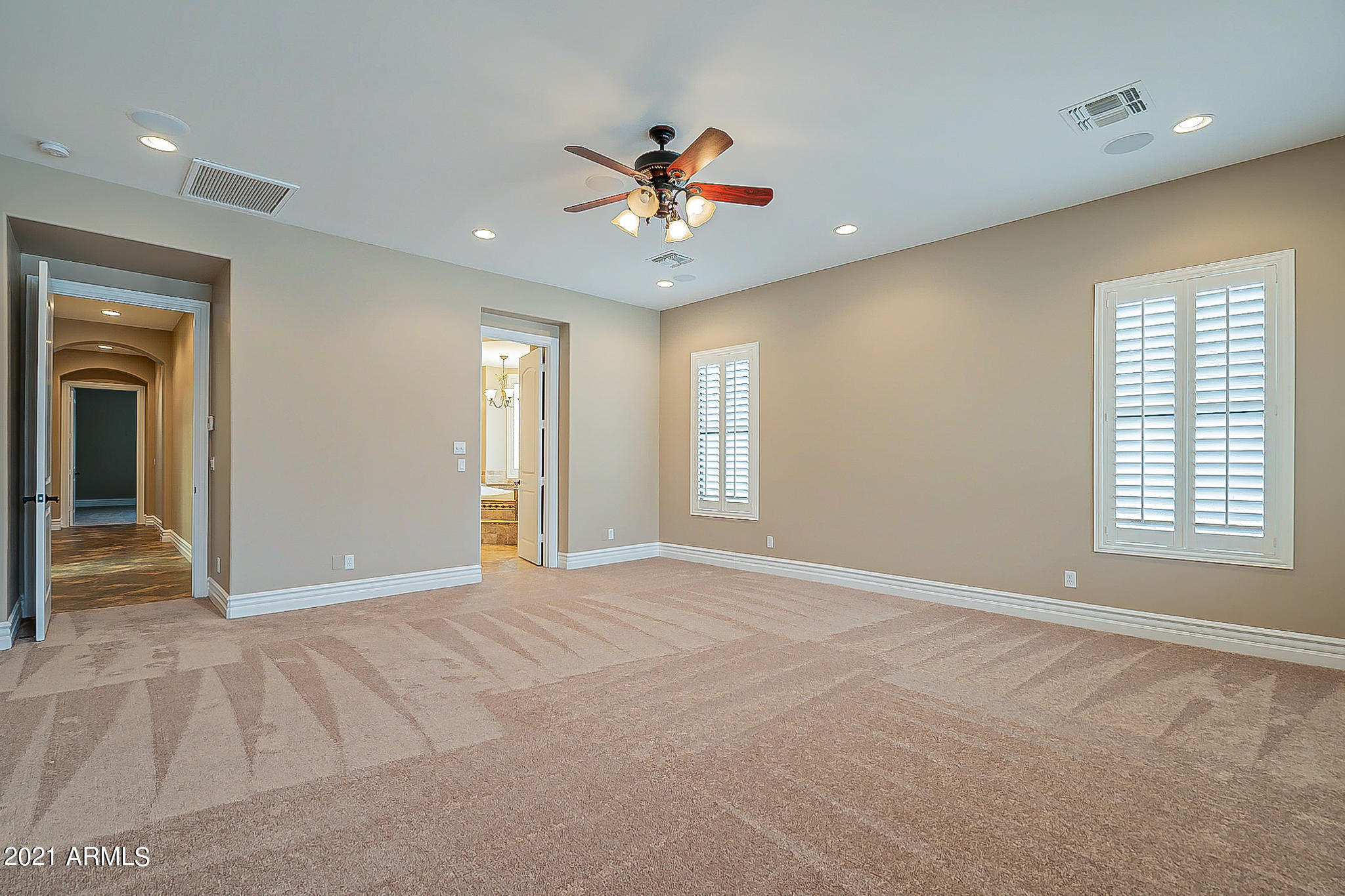 2789 East Ridgewood Lane Gilbert, AZ 85298 - Photo 45 of 60 a view of an empty room with a window