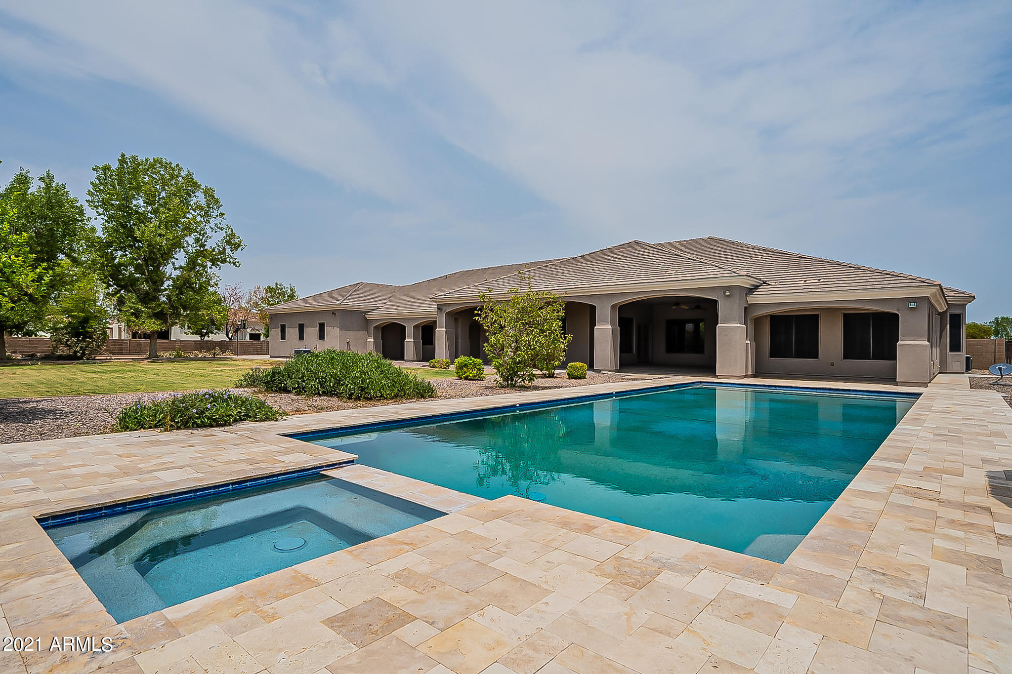 2789 East Ridgewood Lane Gilbert, AZ 85298 - Photo 51 of 60 a front view of a house with garden