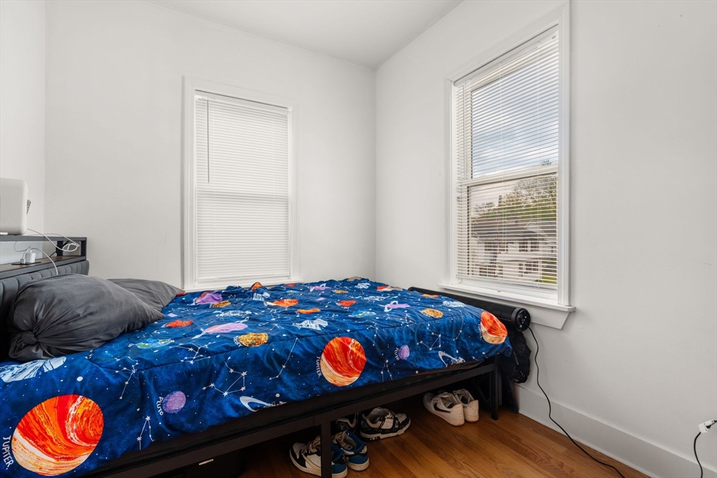 252 Shaw Street Lowell, MA 01851 - Photo 10 of 27