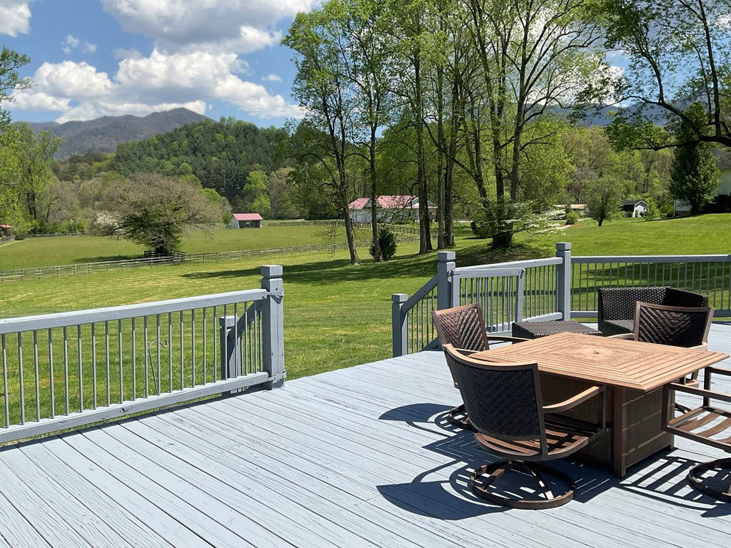 425 Junaluska Road Andrews, NC 28901 - Photo 17 of 42 Gallery Image 17