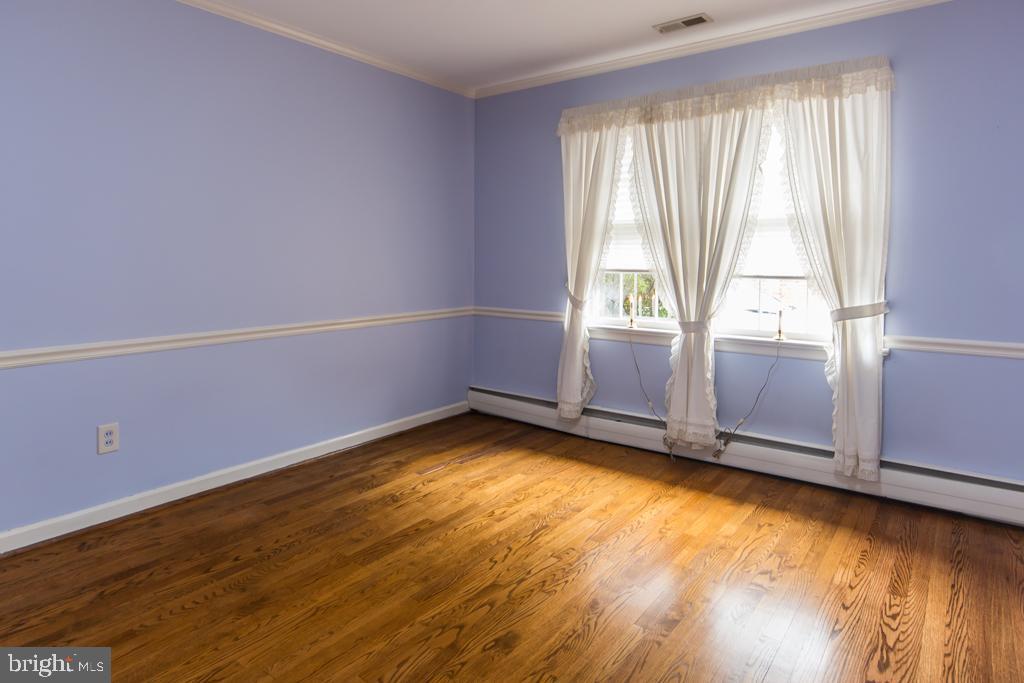 8924 Satyr Hill Road Baltimore, MD 21234 - Photo 19 of 38 Bedroom 3