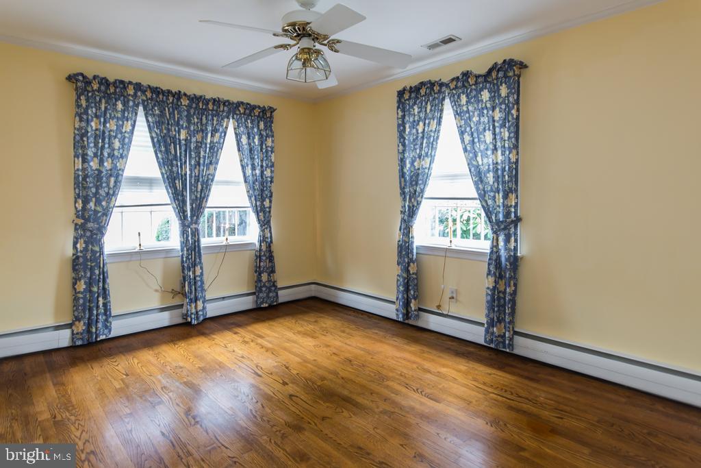8924 Satyr Hill Road Baltimore, MD 21234 - Photo 23 of 38 Bedroom 4