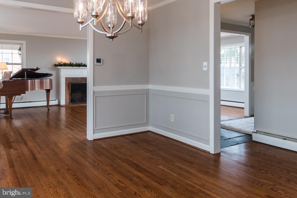 8924 Satyr Hill Road Baltimore, MD 21234 - Photo 8 of 38 Dining room is open to foyer and living room