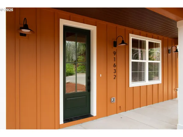 $439,900 | 91632 Fir Lane, Blue River, OR 97413