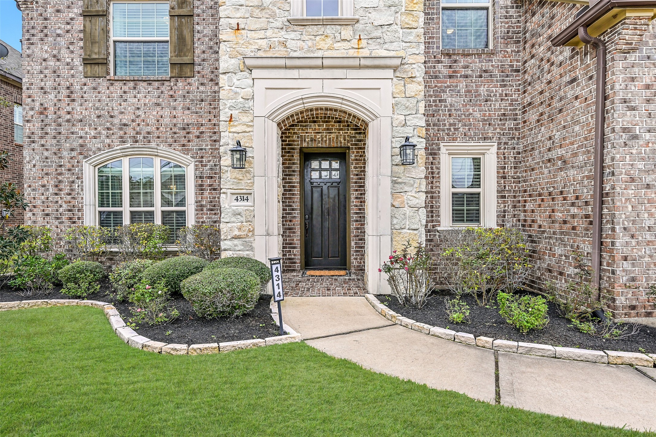 4314 Kestrel Ridge Court Manvel, TX 77578 - Photo 3 of 46