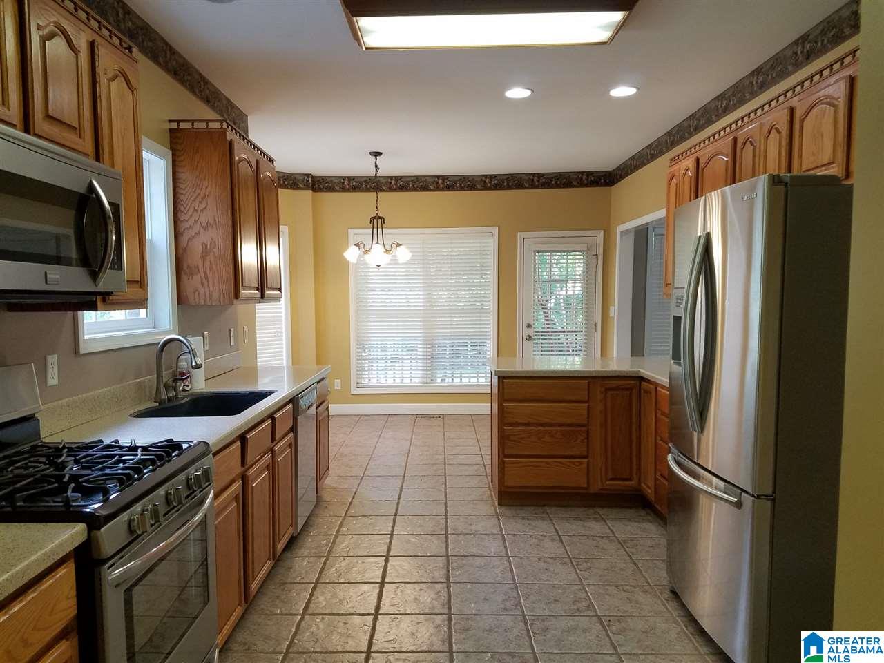 2108 Springdale Road Bessemer, AL 35022 - Photo 11 of 32