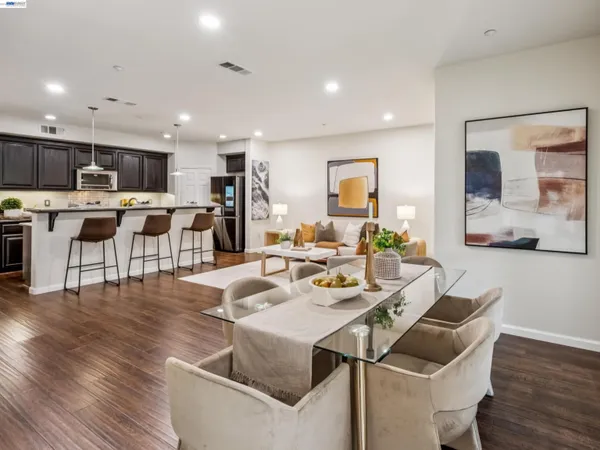 $698,000 | 4366 Fitzwilliam Street, Dublin, CA 94568