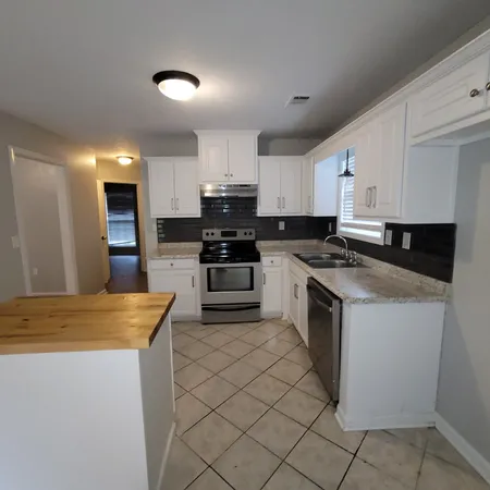 $1,500 | 588 Adams Street, Talbotton, GA 31827