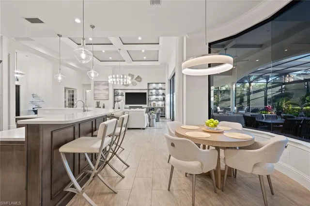 $3,495,000 | 4249 Deephaven Lane, Naples, FL 34119