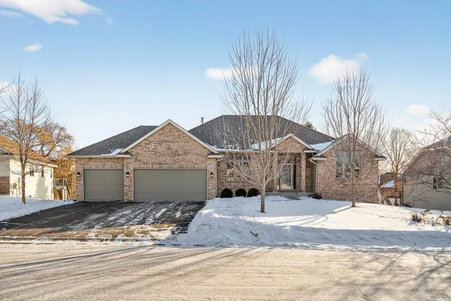 $575,000 | 4260 Evergreen Lane North, Plymouth, MN 55441