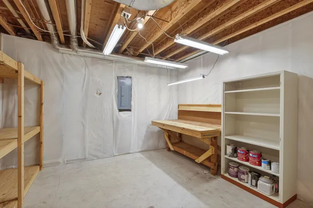 $575,000 | 4260 Evergreen Lane North, Plymouth, MN 55441