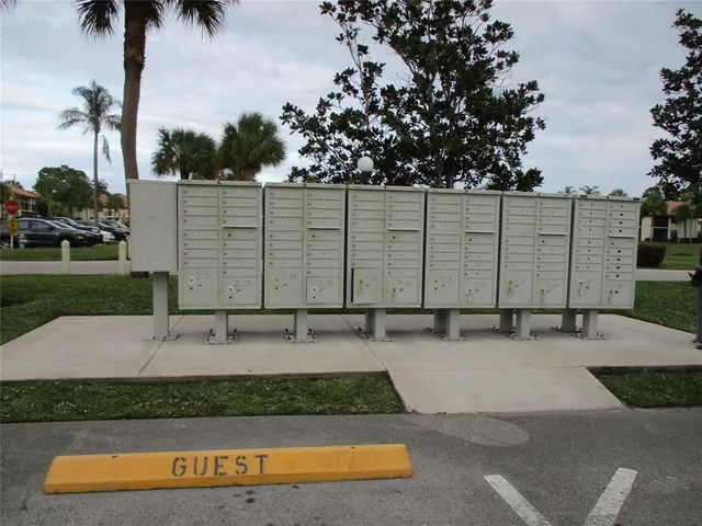 $2,150 | 22052 Palms Way, Unit 205, Boca Raton, FL 33433