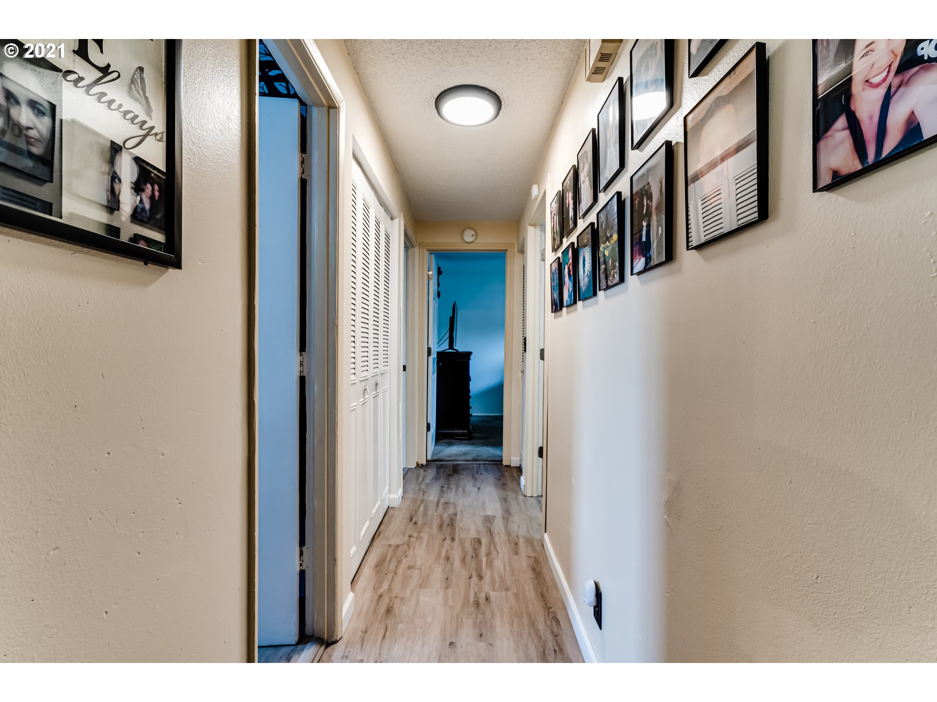 144 V Street Springfield, OR 97477 - Photo 9 of 26