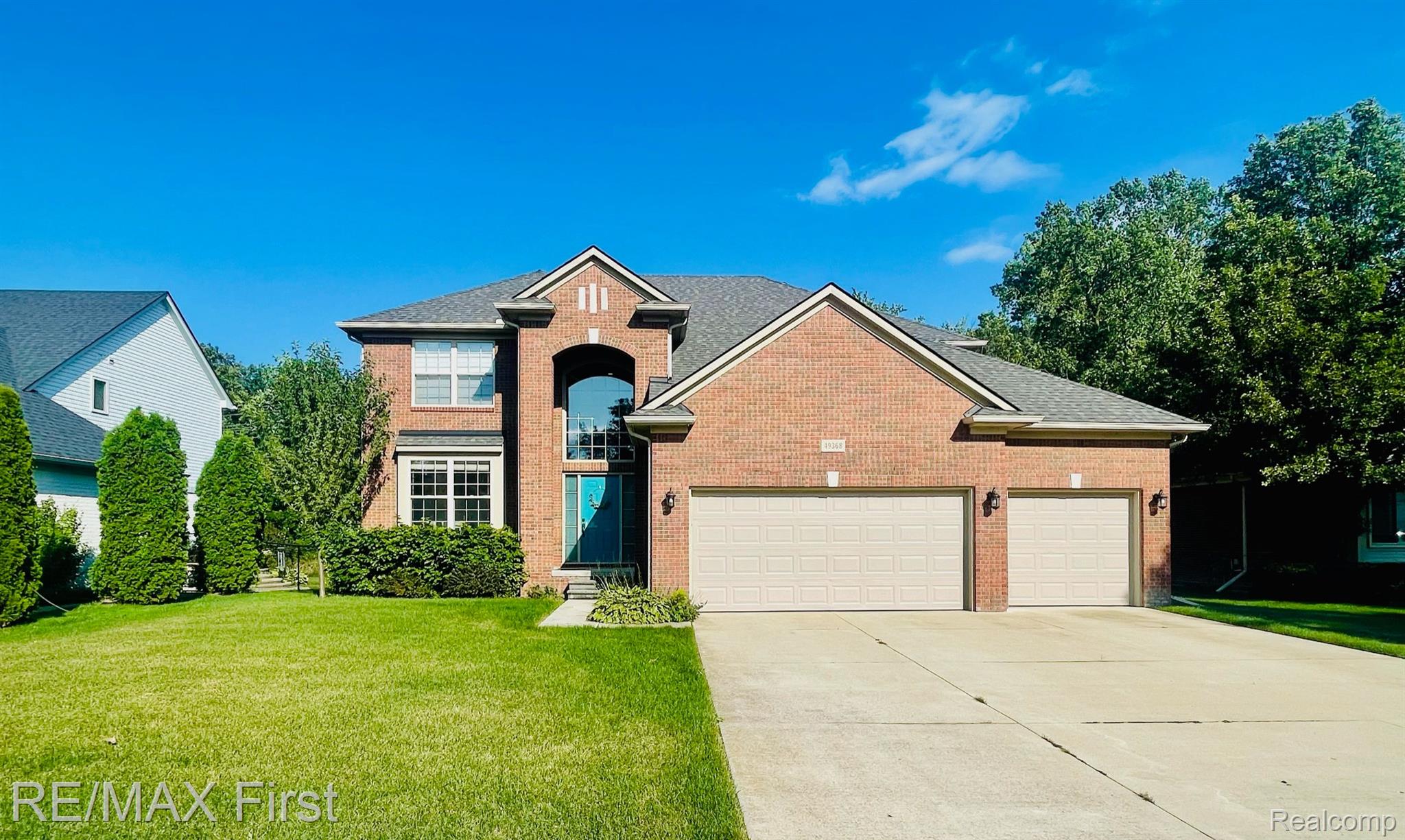 49368 Monte Road New Baltimore, MI 48047 - Photo 1 of 29 Gallery Image 1