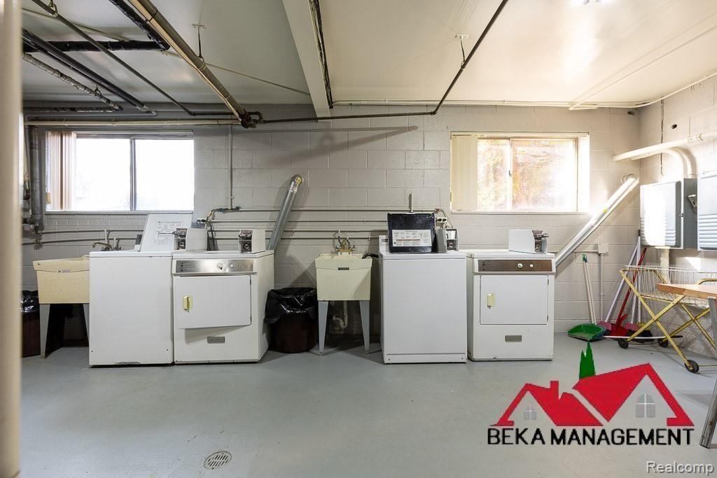 33 Monroe Street, Unit 2 Pontiac, MI 48341 - Photo 17 of 20