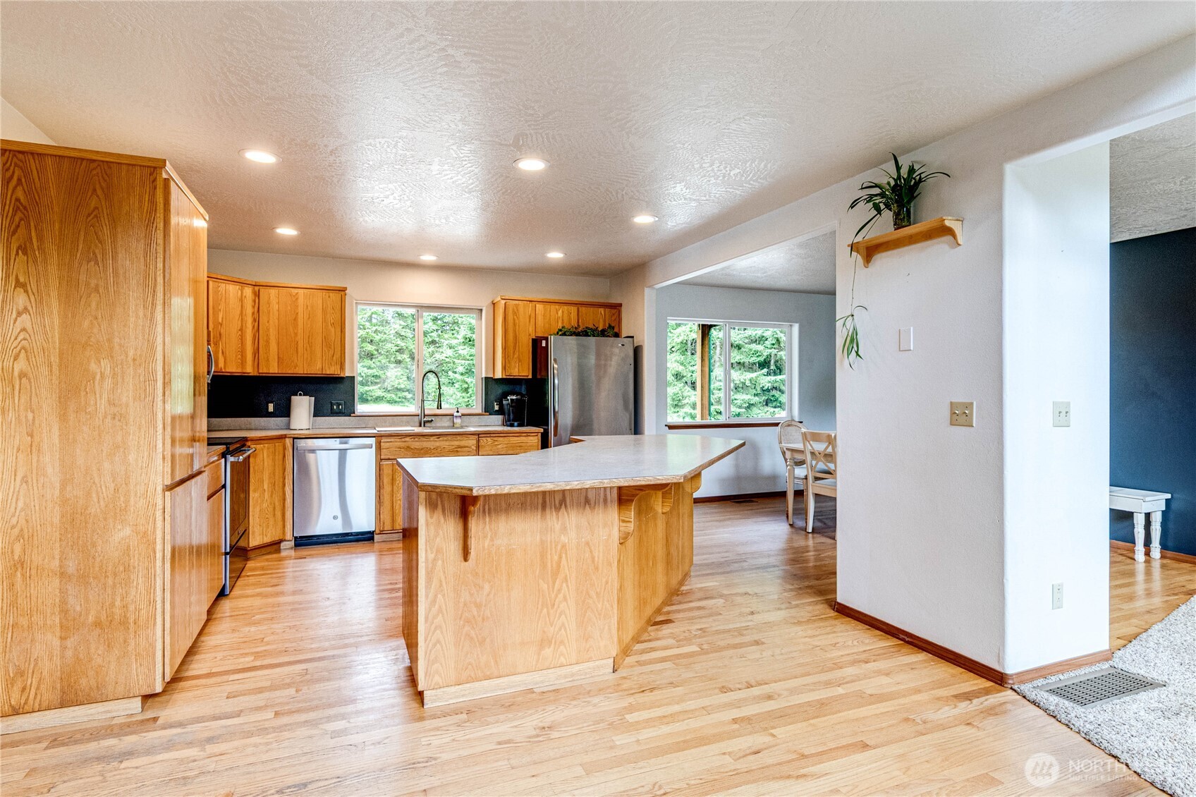 218 Frederickson Road Port Angeles, WA 98363 - Photo 10 of 40 Gallery Image 10