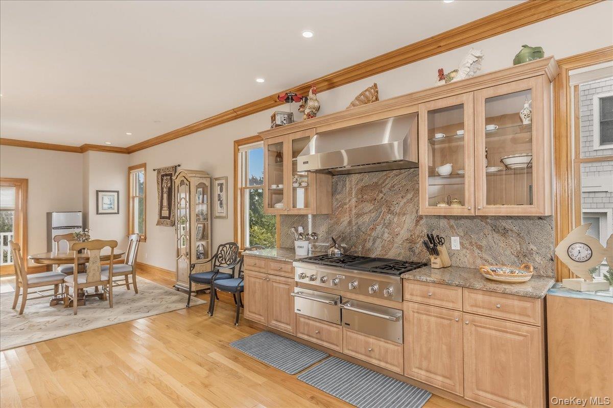 672 Dune Road Westhampton Beach, NY 11978 - Photo 13 of 38