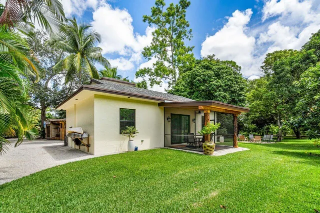 a view of outdoor space yard and patio