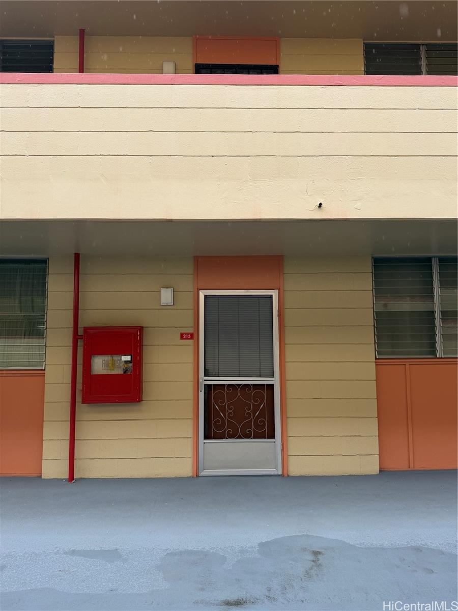 633 Nalanui Street, Unit 215 Honolulu, HI 96817 - Photo 11 of 12