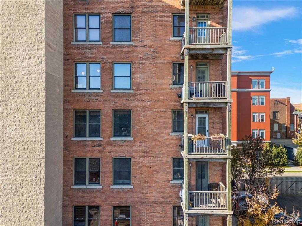 78 Watson Street, Unit 10 Detroit, MI 48201 - Photo 48 of 63