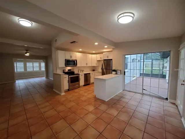 $2,375 | 1812 Pineview Circle, Winter Park, FL 32792