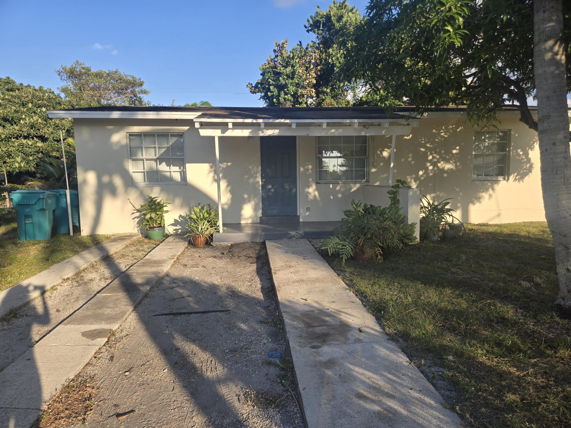2000 Northwest 2nd Court Boynton Beach, FL 33435 - Photo 1 of 6 a view of a porch