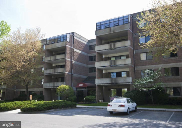 2901 Fallstaff Road, Unit 307 Baltimore, MD 21209 - Photo 10 of 13 Exterior (Front)