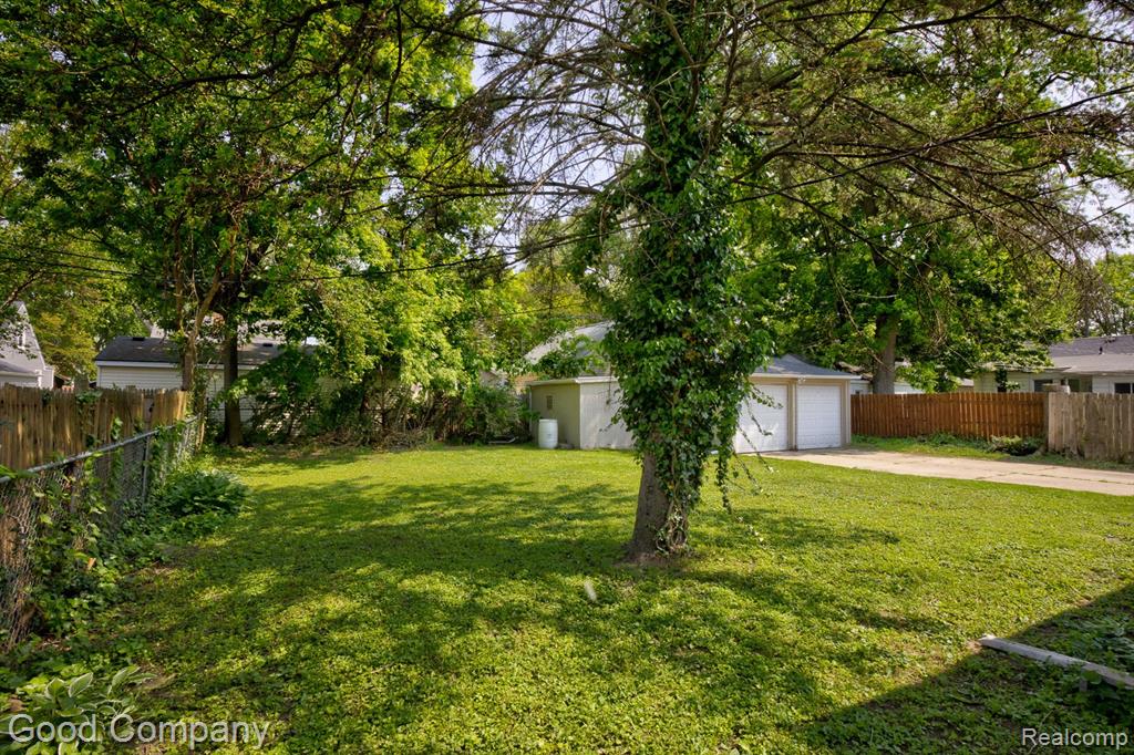 585 Roth Boulevard Clawson, MI 48017 - Photo 37 of 39