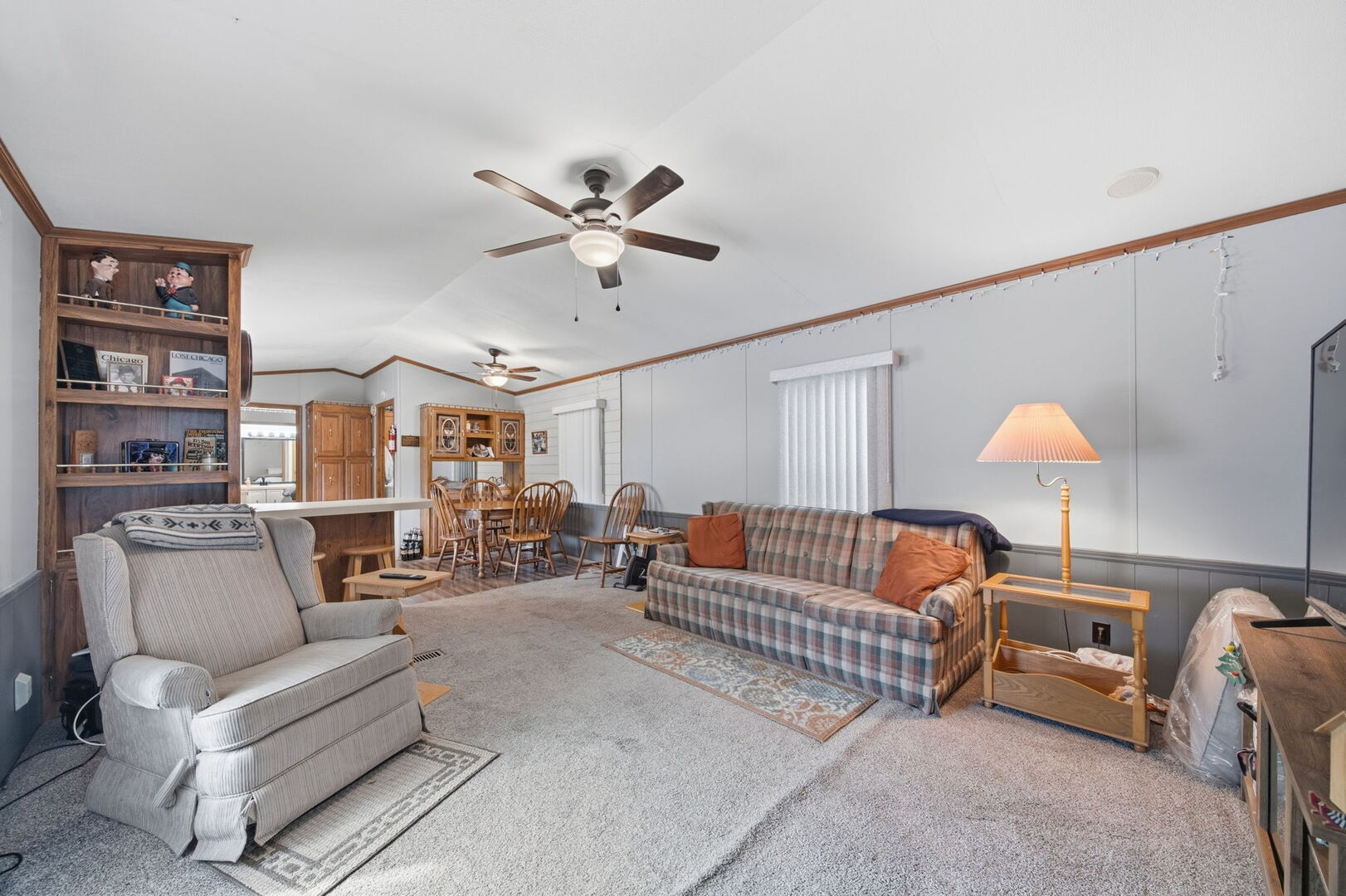 630 Huntsbridge Road Matteson, IL 60443 - Photo 2 of 27